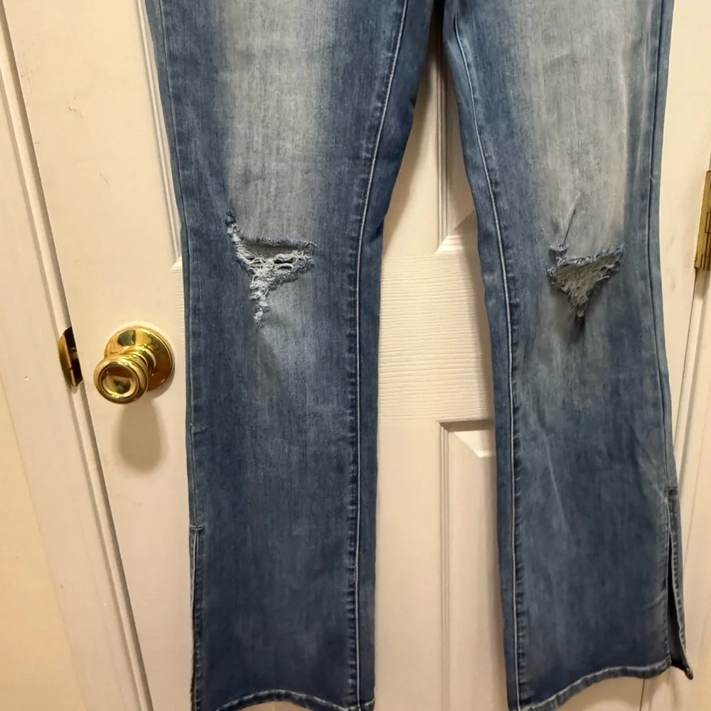 Grace & Lace Split Flare Denim Distressed Women's Jeans 10 NWT - Picture 9 of 10
